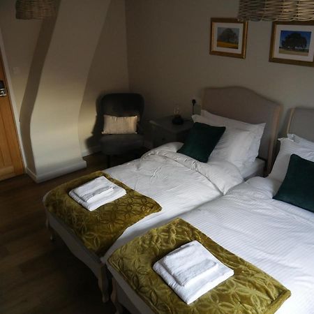 Hotel The Fox And Hounds Whittlebury Zewnętrze zdjęcie