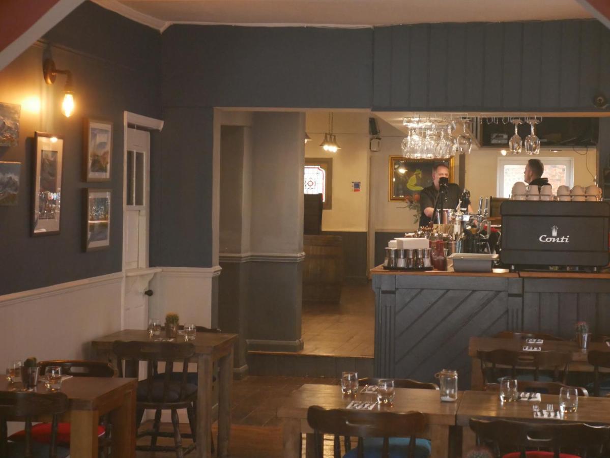 Hotel The Fox And Hounds Whittlebury Zewnętrze zdjęcie