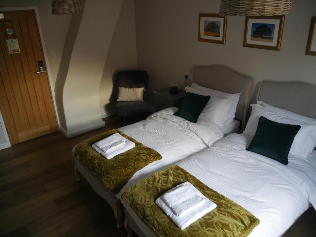 Hotel The Fox And Hounds Whittlebury Zewnętrze zdjęcie
